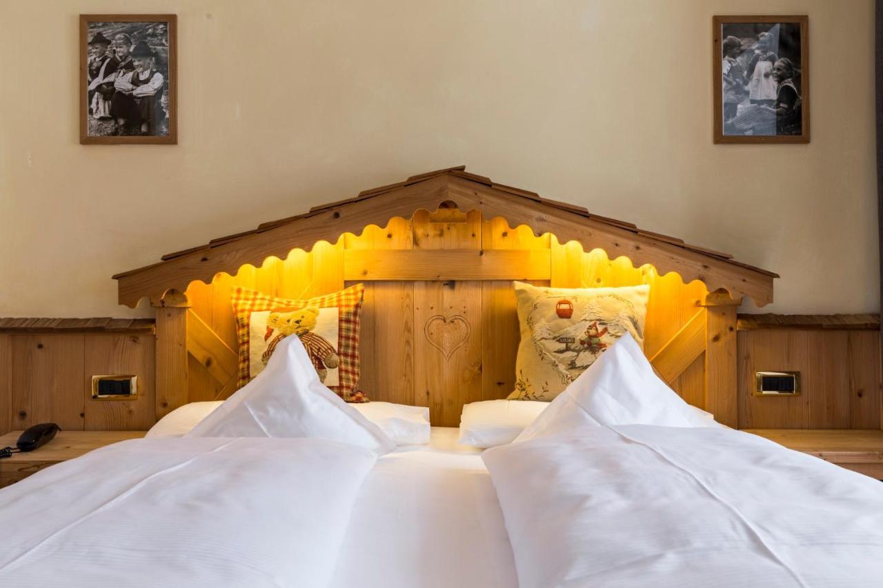Alpenhotel Rainell St. Ulrich in Gröden Zimmer foto