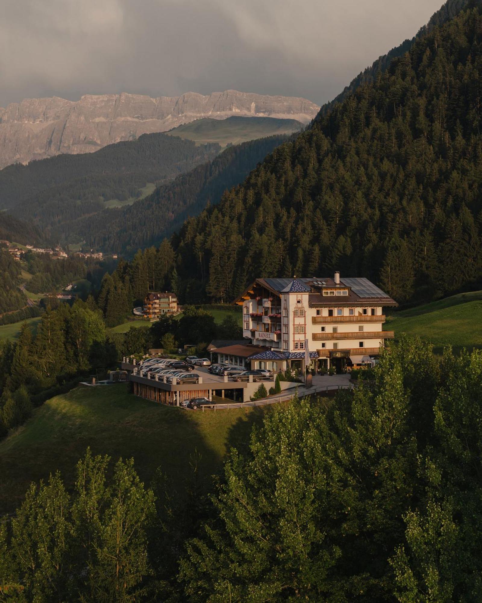 Alpenhotel Rainell St. Ulrich in Gröden Exterior foto