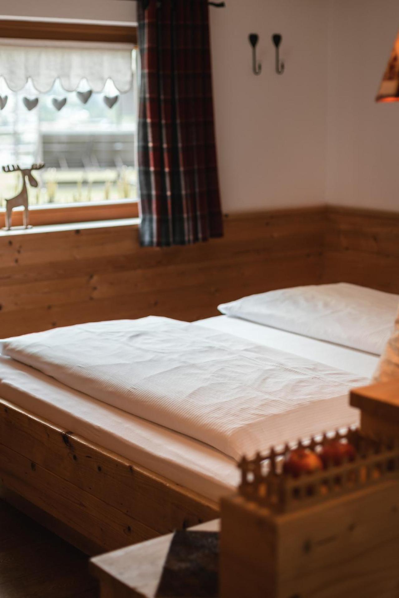 Alpenhotel Rainell St. Ulrich in Gröden Zimmer foto