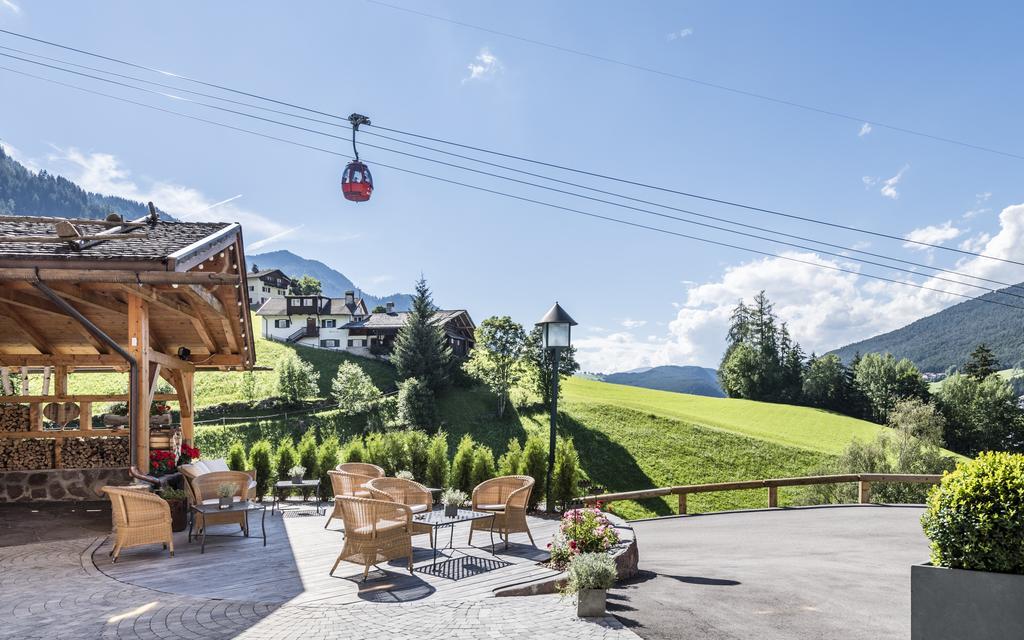 Alpenhotel Rainell St. Ulrich in Gröden Exterior foto