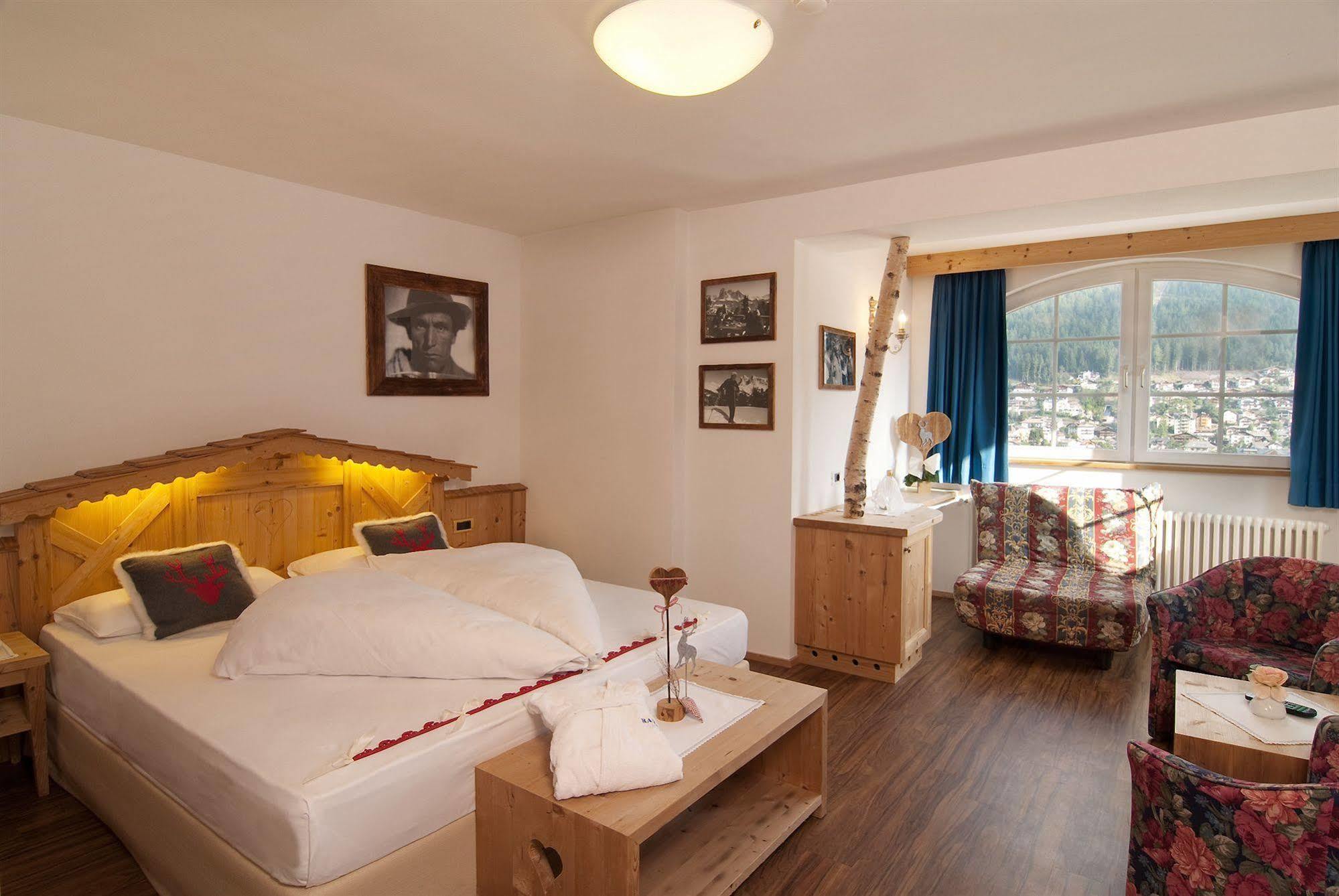 Alpenhotel Rainell St. Ulrich in Gröden Exterior foto