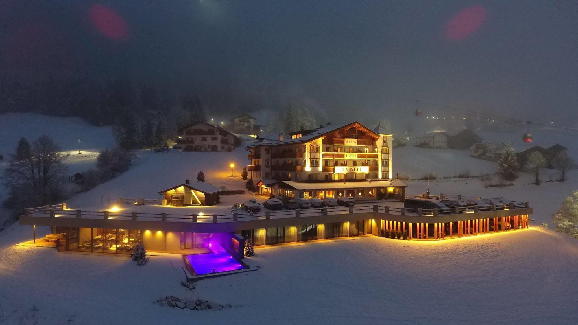 Alpenhotel Rainell St. Ulrich in Gröden Exterior foto